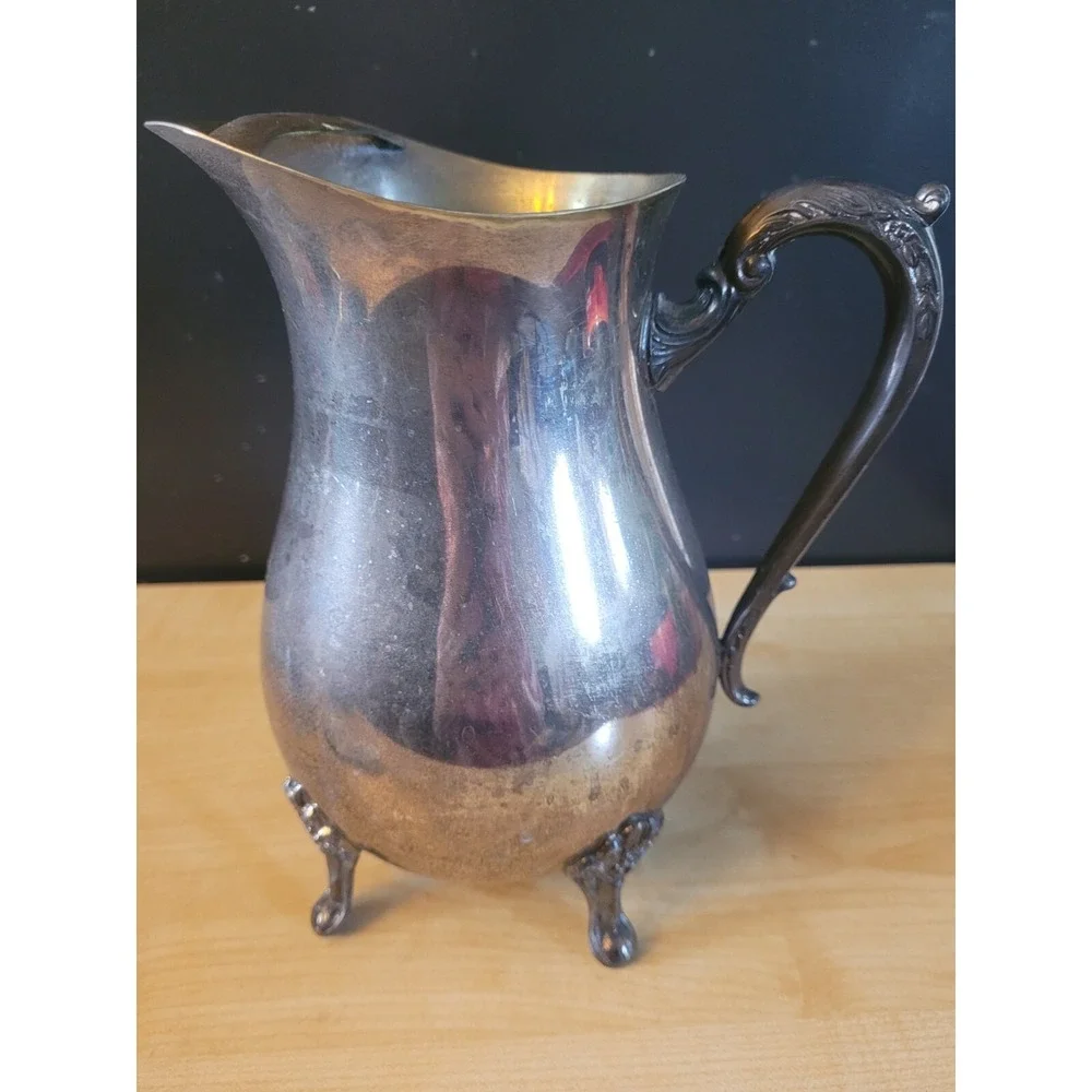 VINTAGE Leonard Silver Plate Footed Water Pitcher with Ice Lip Cottage Core